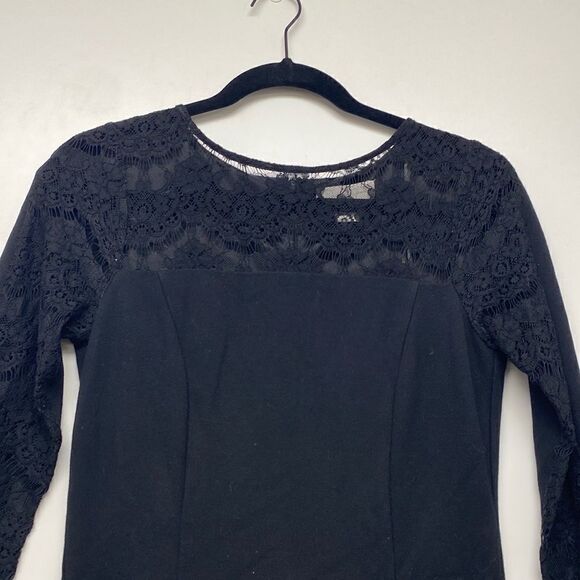 Jessica Simpson Long Sleeve Dress with lace - Picture 2 of 6